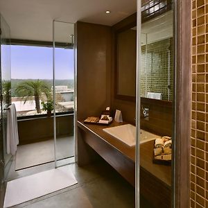 Valley View Terrace Suite